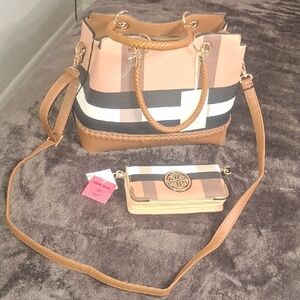 Le Bag/  Women's Shoulder Bag & Wallet Set